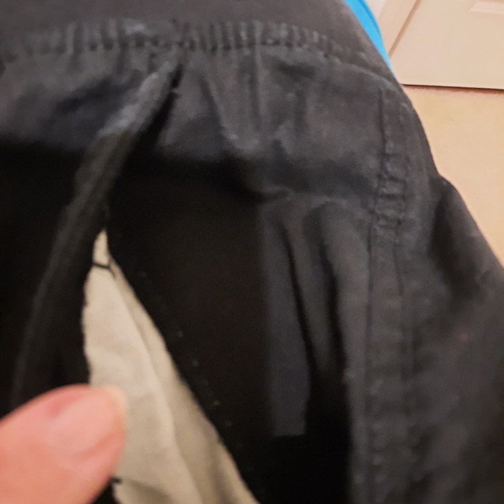 black capris. faded glory. size 12 (SRC-80) - Picture 4 of 8